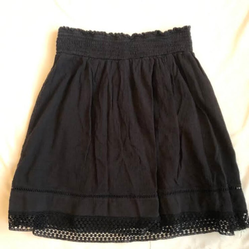 black skirt